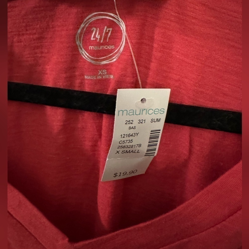 Maurice’s 24/7 Basic Tee - Picture 3 of 4